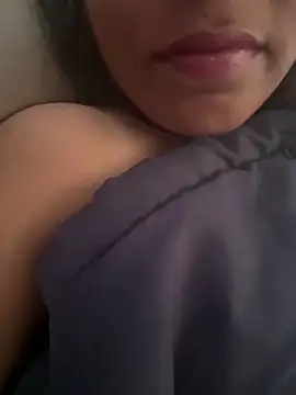 priyadevi17 online show from 02/21/25, 03:34