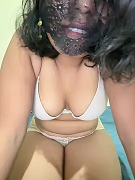 priyadevi17 online show from 02/17/25, 11:11