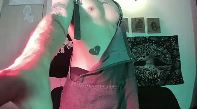 Snapshot of Antonello_Vannucci chatting on 01/24/25, 12:09 Antonello Vannucci online show from 01/24/25, 12:09