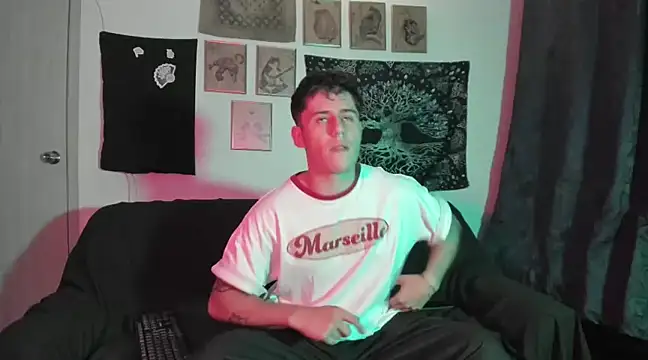 Snapshot of Antonello_Vannucci chatting on 01/26/25, 11:18 Antonello Vannucci online show from 01/26/25, 11:18