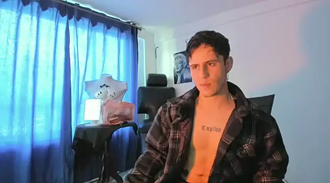 Snapshot of Antonello_Vannucci chatting on 02/22/25, 09:15 Antonello Vannucci online show from 02/22/25, 09:15