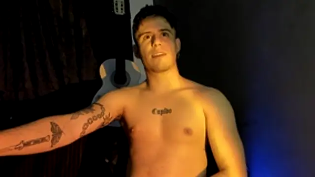 Snapshot of Antonello_Vannucci chatting on 11/03/25, 11:30 Antonello Vannucci online show from 11/03/25, 11:30