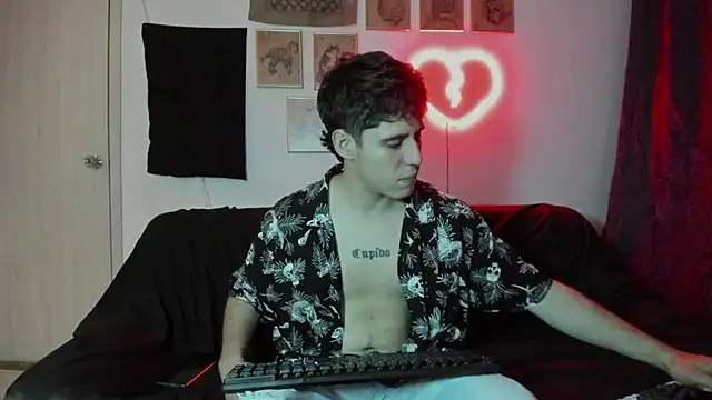 Snapshot of Antonello_Vannucci chatting on 01/04/25, 08:16 Antonello Vannucci online show from 01/04/25, 08:16