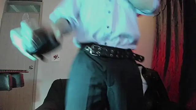 Snapshot of Antonello_Vannucci chatting on 12/25/24, 11:53 Antonello Vannucci online show from 12/25/24, 11:53