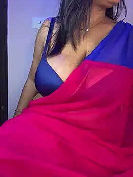 Snapshot of honeyboobies7249 chatting on 02/23/26, 07:36 honeyboobies7249 online show from 02/23/26, 07:36