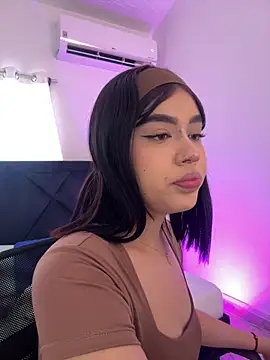 Lily Woodz online show from 04/09/26, 07:09