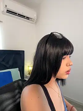 Lily Woodz online show from 03/10/26, 07:07