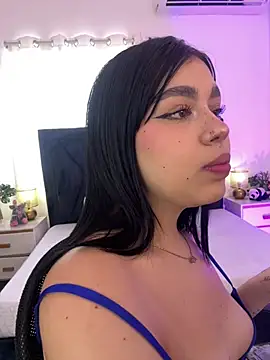 Lily Woodz online show from 06/04/26, 07:07