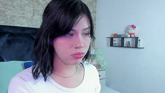 Lily Woodz online show from 11/28/25, 07:14