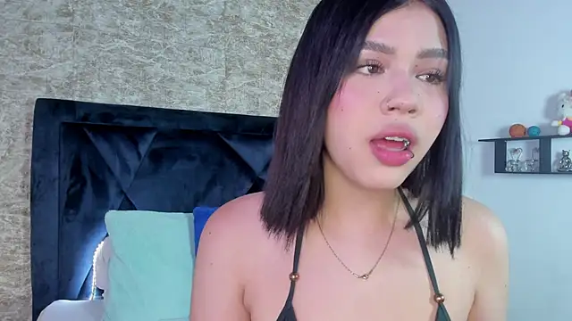 Lily Woodz online show from 11/04/25, 07:06