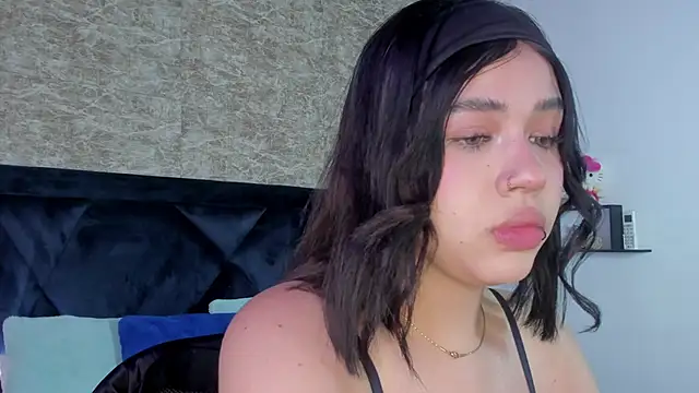 Lily Woodz online show from 11/08/25, 07:17