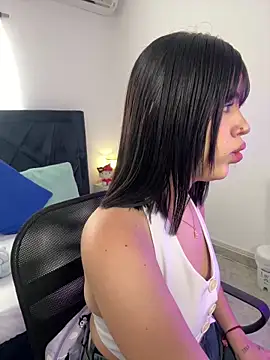 Lily Woodz online show from 03/08/26, 02:42