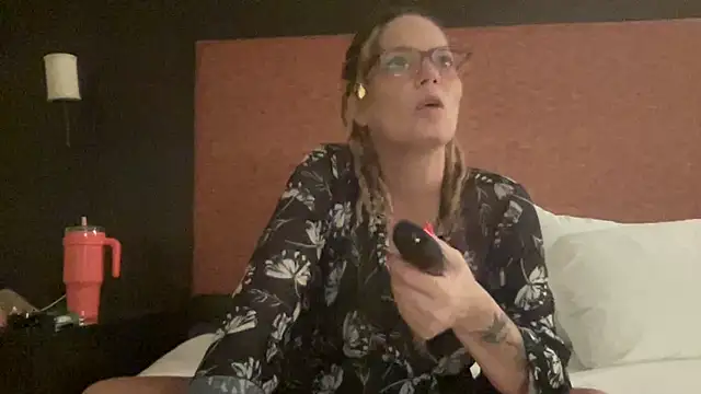 skarfos1babe69 online show from 12/27/24, 03:53