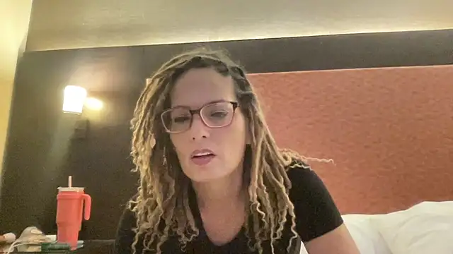 skarfos1babe69 online show from 12/27/24, 07:35