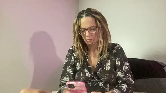 skarfos1babe69 online show from 12/20/24, 02:48