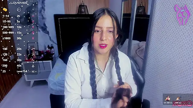 ARYAMORGAN1 online show from 03/10/26, 07:40