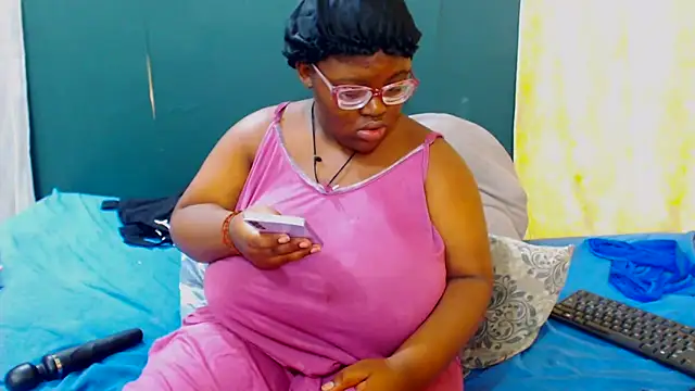 Damm Bobbies online show from 04/12/26, 01:03