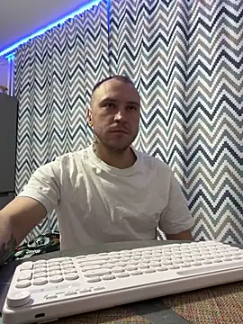  x x x x x x online show from 12/27/24, 08:50