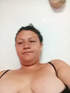 Snapshot of kattia_bk chatting on 09/13/25, 12:49 kattia bk online show from 09/13/25, 12:49