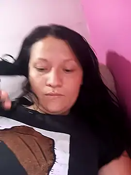 Snapshot of kattia_bk chatting on 03/02/25, 10:23 kattia bk online show from 03/02/25, 10:23