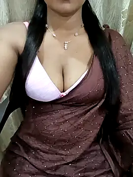 Snapshot of Mee_Neeharika chatting on 02/01/25, 10:44 Mee Neeharika online show from 02/01/25, 10:44