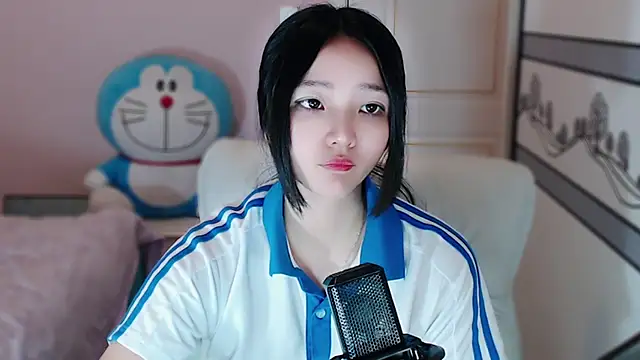 Snapshot of xiao-xiao-D chatting on 02/26/25, 02:05 xiao-xiao-D online show from 02/26/25, 02:05