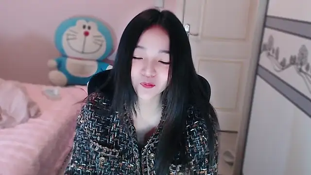 xiao-xiao-D online show from 10/28/25, 08:35