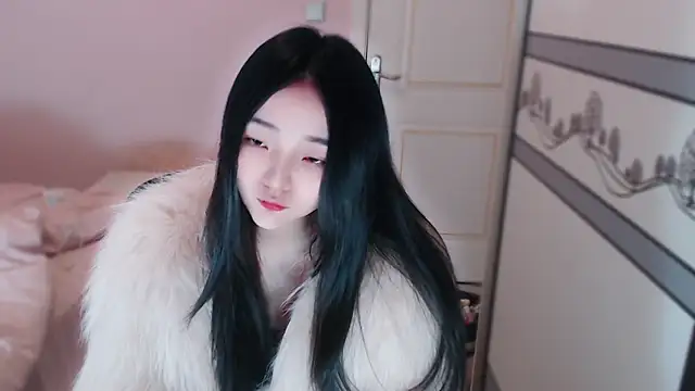 xiao-xiao-D online show from 10/24/25, 09:19