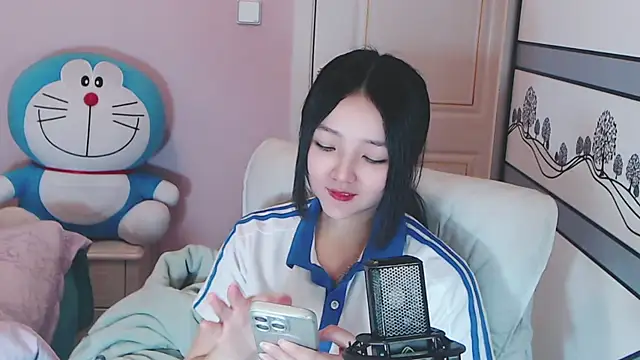 Snapshot of xiao-xiao-D chatting on 02/26/25, 05:24 xiao-xiao-D online show from 02/26/25, 05:24