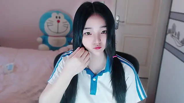 xiao-xiao-D online show from 11/15/25, 03:54