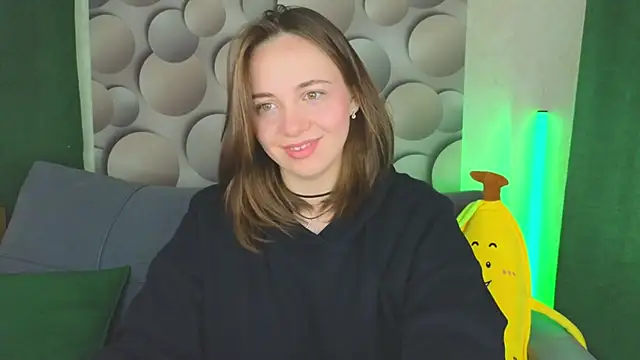 Snapshot of Cute_smile_sharon chatting on 03/21/25, 03:12 Cute smile sharon online show from 03/21/25, 03:12
