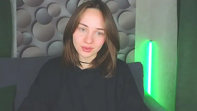 Snapshot of Cute_smile_sharon chatting on 02/16/25, 02:31 Cute smile sharon online show from 02/16/25, 02:31