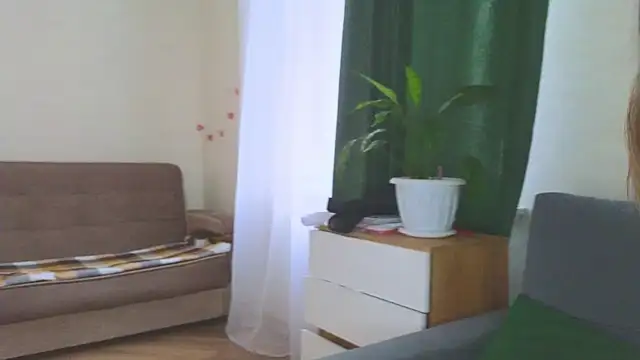 Snapshot of Cute_smile_sharon chatting on 03/02/25, 02:41 Cute smile sharon online show from 03/02/25, 02:41