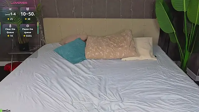 Mollly Rouge online show from 04/11/26, 12:18