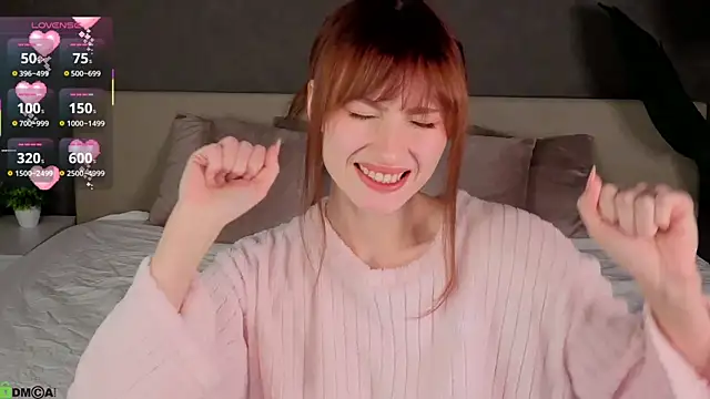 Mollly Rouge online show from 09/29/25, 10:59