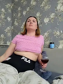 Snapshot of _Miss_Vanilla_ chatting on 03/03/25, 12:17 Miss Vanilla online show from 03/03/25, 12:17