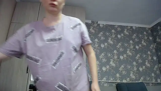 Snapshot of _Miss_Vanilla_ chatting on 03/04/25, 07:08 Miss Vanilla online show from 03/04/25, 07:08