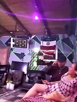 dulcedeseo13 online show from 11/01/25, 08:36