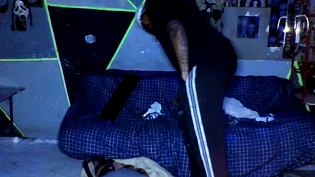 dulcedeseo13 online show from 04/23/26, 02:40