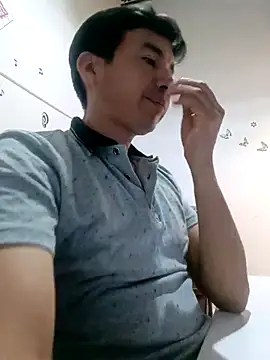 bisexual0007 online show from 03/15/25, 06:21