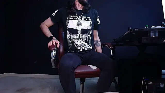 AxelColton online show from 11/12/25, 11:14