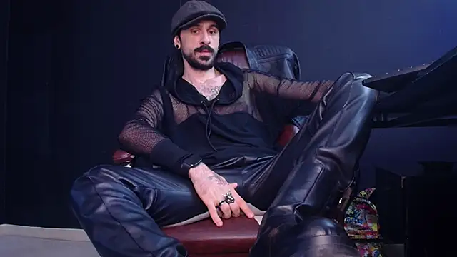 AxelColton online show from 10/21/25, 10:25