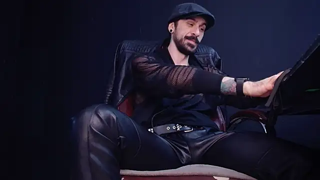 AxelColton online show from 10/27/25, 11:22