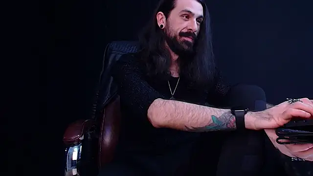 AxelColton online show from 11/14/25, 11:36