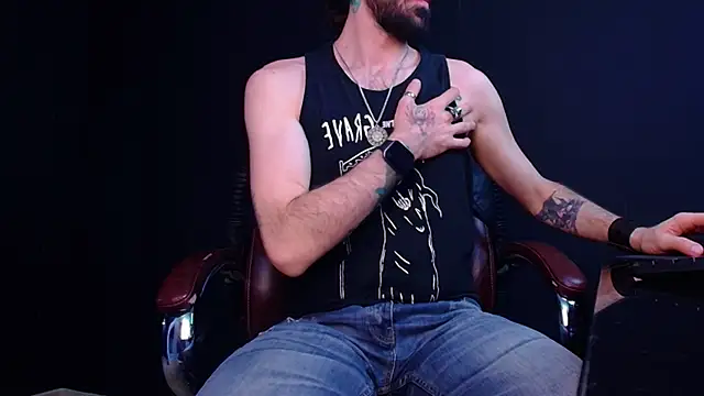 AxelColton online show from 11/01/25, 11:26