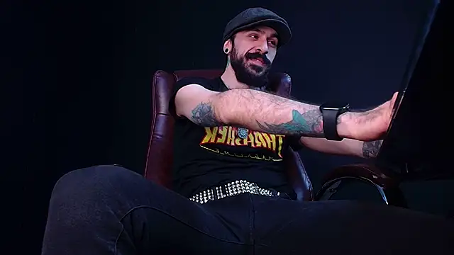 AxelColton online show from 12/05/25, 06:23