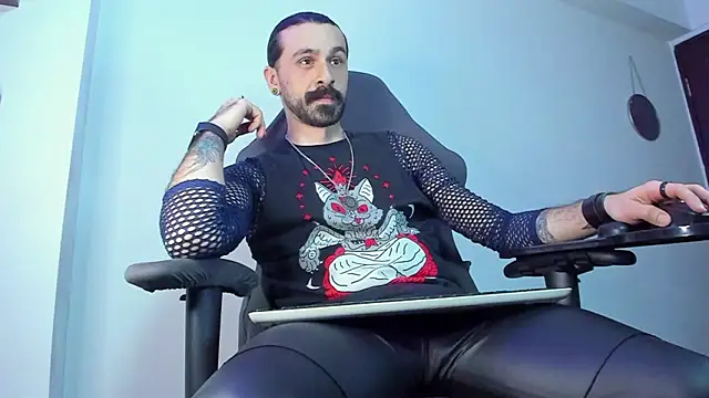 AxelColton online show from 03/03/26, 05:53