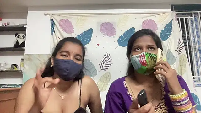Snapshot of Tamil_Sanjana_ chatting on 07/15/26, 06:04 Tamil Sanjana online show from 07/15/26, 06:04