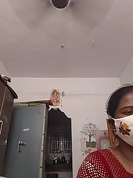 Snapshot of Tamil_Sanjana_ chatting on 07/12/26, 05:25 Tamil Sanjana online show from 07/12/26, 05:25