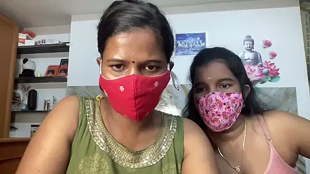 Snapshot of Tamil_Sanjana_ chatting on 06/20/26, 01:05 Tamil Sanjana online show from 06/20/26, 01:05